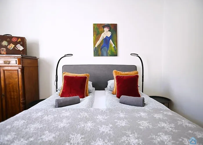 Beige And Red 3City Studio In Sopot With Outdoor Parking By Noclegi Renters