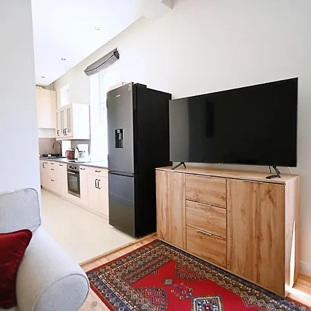 Beige And Red 3City Studio In Sopot With Outdoor Parking By Noclegi Renters Exterior photo
