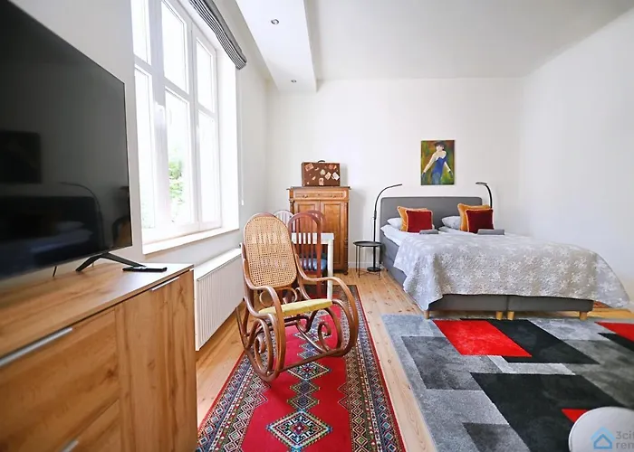 Beige And Red 3City Studio In Sopot With Outdoor Parking By Noclegi Renters